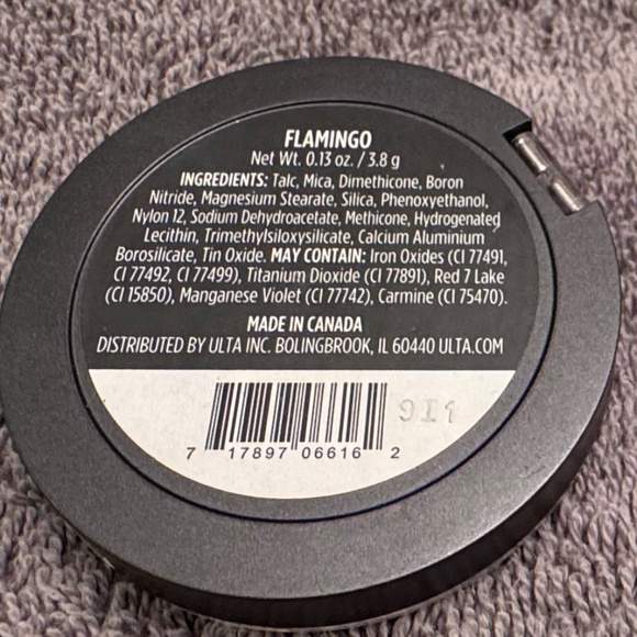 Makeup Bundle for Eyes and Cheeks - Picture 3 of 16